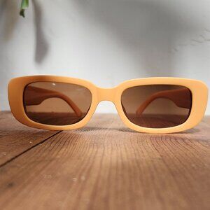 GrlSwirl sunglasses in orange sherbet